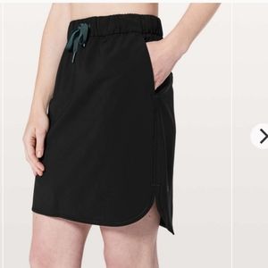 Lululemon on the fly skirt